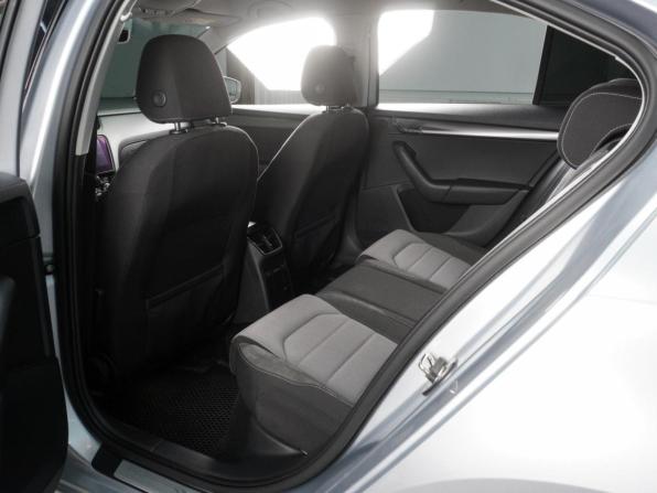 Skoda Octavia III (A7) Рестайлинг с пробегом 2020 года, цена 2 859 000 рублей, 70382 км, лифтбек, Автокод Объявления