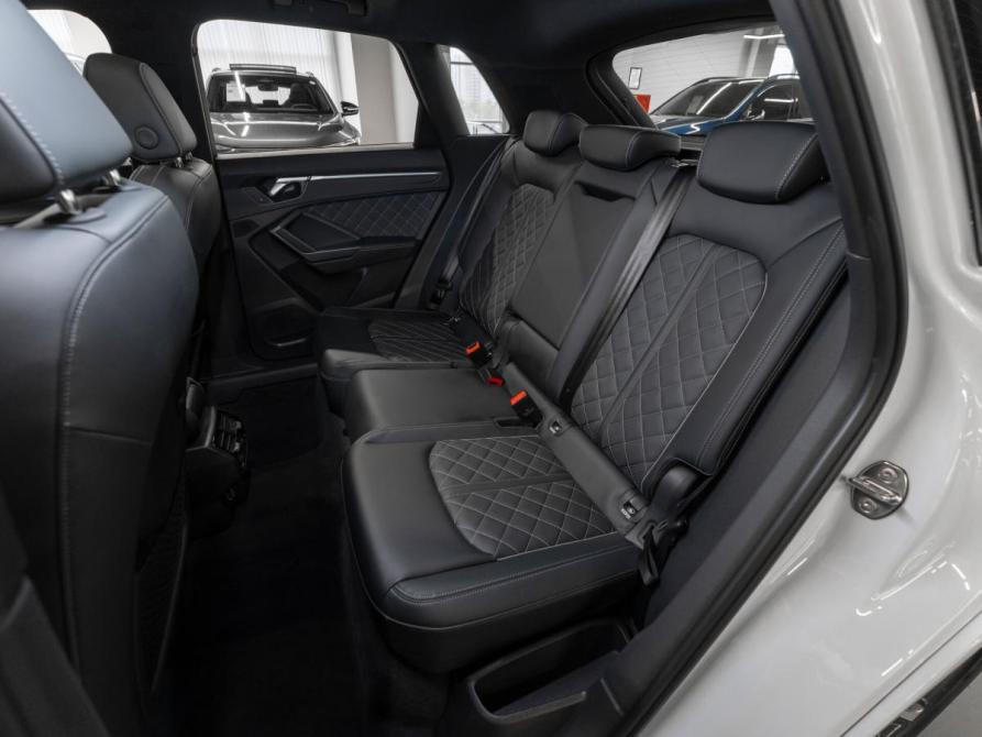Audi Q3 II (F3) Москва  - изображение 13