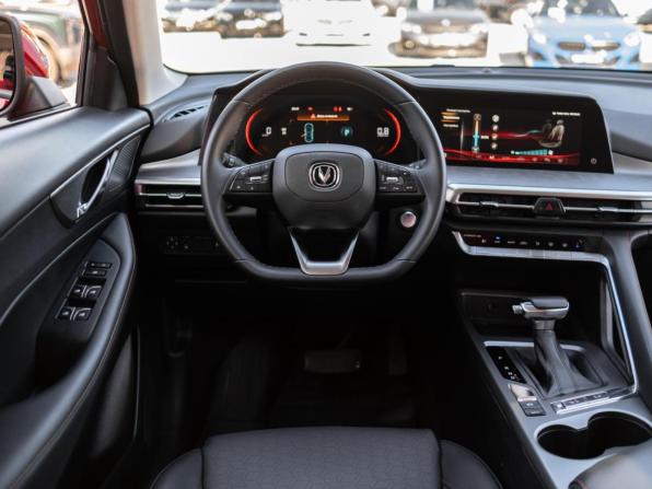 Changan CS35 Plus I Рестайлинг с пробегом 2023 года, цена 1 699 000 рублей, 70538 км, внедорожник, Автокод Объявления