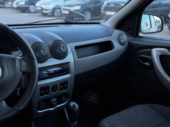 Renault Logan I Рестайлинг с пробегом 2011 года, цена 319 000 рублей, 196259 км, седан, Автокод Объявления