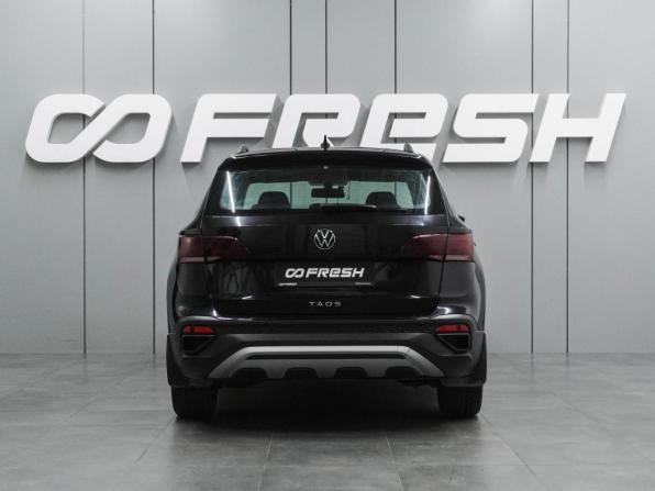 Volkswagen Taos I с пробегом 2022 года, цена 2 499 000 рублей, 28772 км, внедорожник, Автокод Объявления