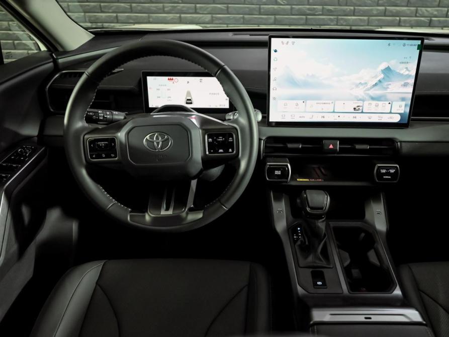 Toyota RAV4 VI (XA60) Екатеринбург  - изображение 16