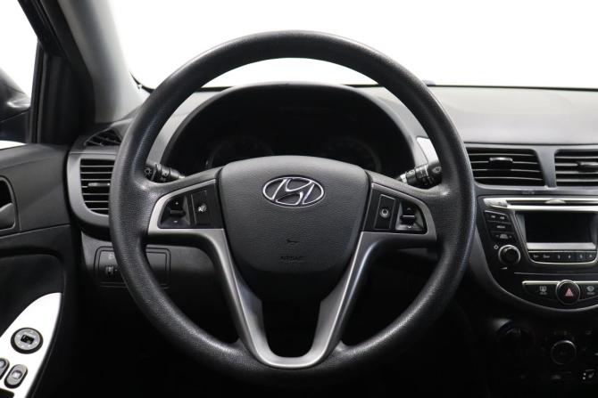 Hyundai Solaris I Рестайлинг с пробегом 2015 года, цена 951 000 рублей, 101078 км, седан, Автокод Объявления