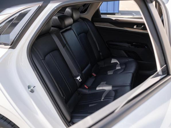 Kia K5 III с пробегом 2021 года, цена 3 099 000 рублей, 46146 км, седан, Автокод Объявления