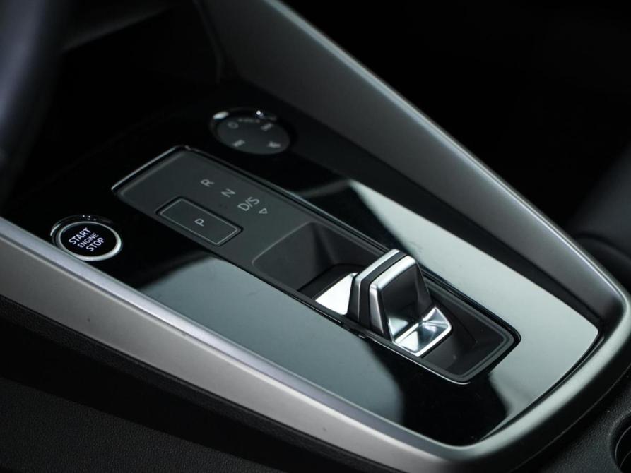 Audi A3 IV (8Y) Москва  - изображение 14