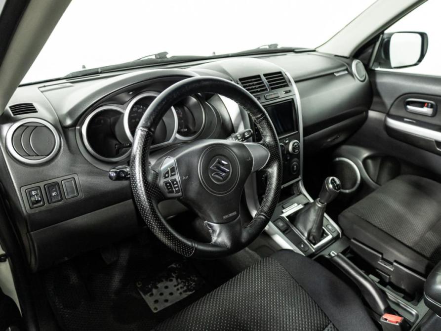 Suzuki Grand Vitara II Рестайлинг Санкт-Петербург  - изображение 11