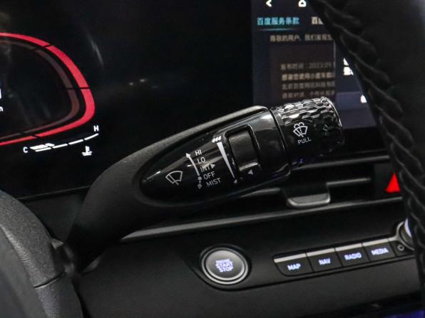 Hyundai Elantra VII (CN7) Рестайлинг с пробегом 2023 года, цена 1 999 000 рублей, 66021 км, седан, Автокод Объявления