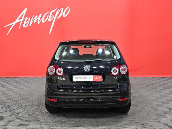 Volkswagen Golf Plus II с пробегом 2012 года, цена 1 050 000 рублей, 45758 км, хэтчбек, Автокод Объявления