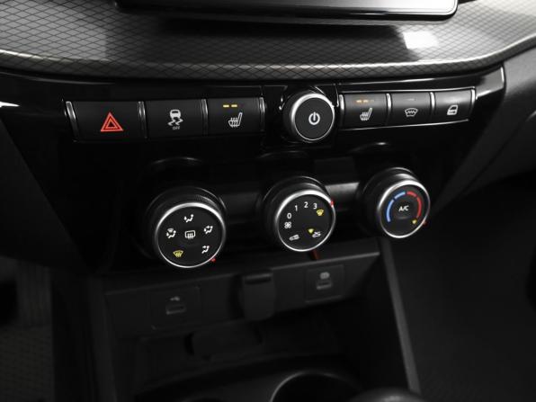 Lada (ВАЗ) Vesta I Рестайлинг (NG) с пробегом 2024 года, цена 1 597 000 рублей, 22698 км, седан, Автокод Объявления