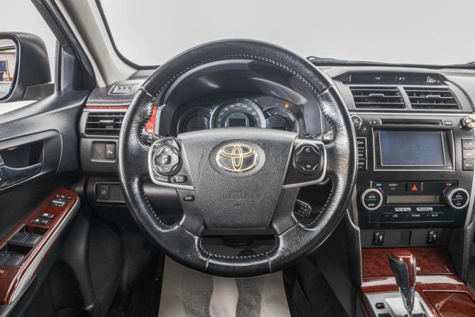 Toyota Camry VII (XV50) с пробегом 2012 года, цена 1 599 000 рублей, 320000 км, седан, Автокод Объявления