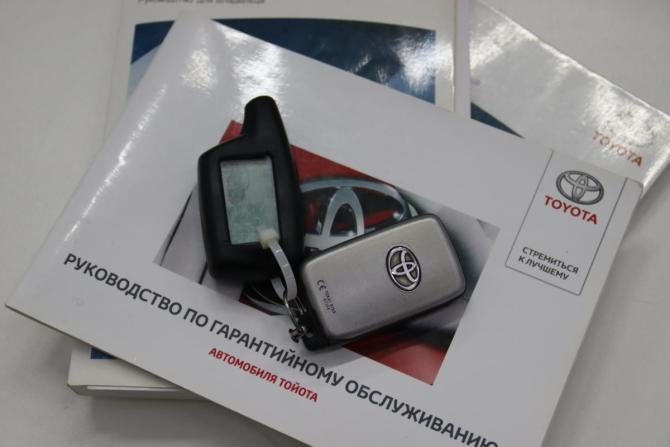 Toyota Highlander II (XU40) Рестайлинг с пробегом 2013 года, цена 1 895 950 рублей, 354694 км, внедорожник, Автокод Объявления