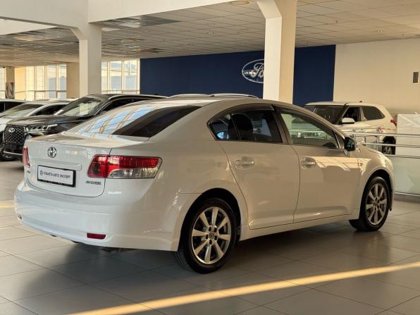 Toyota Avensis III с пробегом 2010 года, цена 1 030 000 рублей, 204550 км, седан, Автокод Объявления