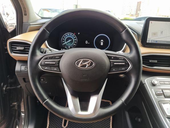 Hyundai Santa Fe IV Рестайлинг с пробегом 2021 года, цена 3 399 000 рублей, 99125 км, внедорожник, Автокод Объявления