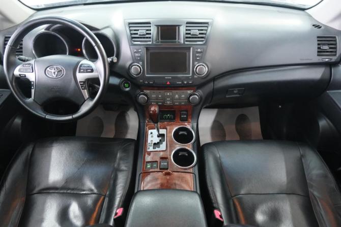Toyota Highlander II (XU40) Рестайлинг с пробегом 2013 года, цена 2 449 000 рублей, 208724 км, внедорожник, Автокод Объявления