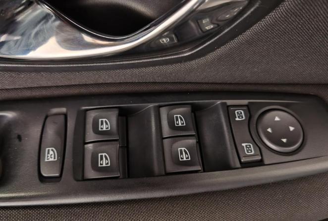 Renault Megane III с пробегом 2012 года, цена 690 000 рублей, 149760 км, хэтчбек, Автокод Объявления