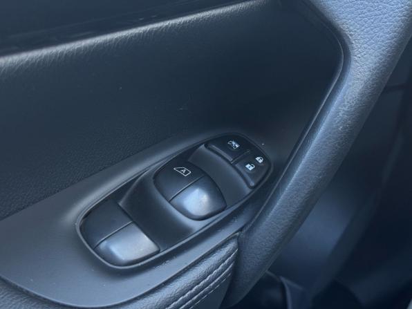 Nissan Qashqai II с пробегом 2018 года, цена 1 620 000 рублей, 107870 км, внедорожник, Автокод Объявления