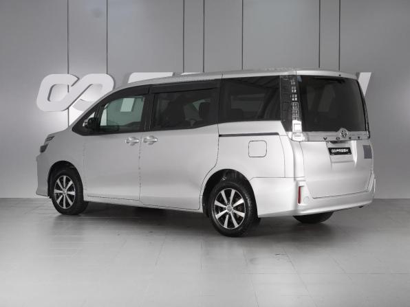Toyota Voxy III (R80) с пробегом 2017 года, цена 1 998 000 рублей, 152114 км, минивэн, Автокод Объявления
