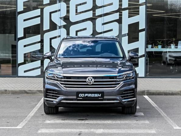 Volkswagen Touareg III с пробегом 2020 года, цена 7 176 900 рублей, 58960 км, внедорожник, Автокод Объявления
