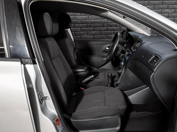 Volkswagen Polo V с пробегом 2010 года, цена 600 000 рублей, 255584 км, седан, Автокод Объявления
