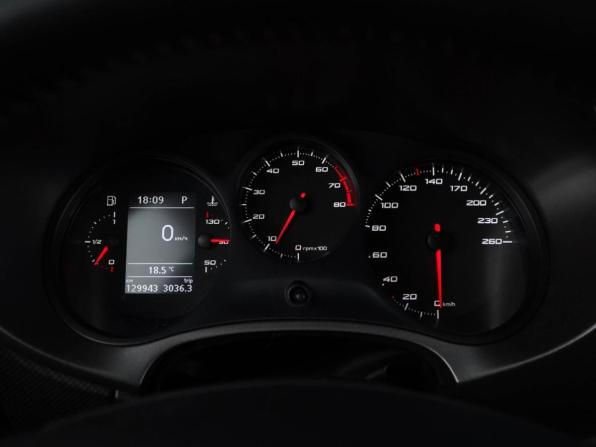 SEAT Leon II Рестайлинг с пробегом 2012 года, цена 1 450 000 рублей, 129943 км, хэтчбек, Автокод Объявления