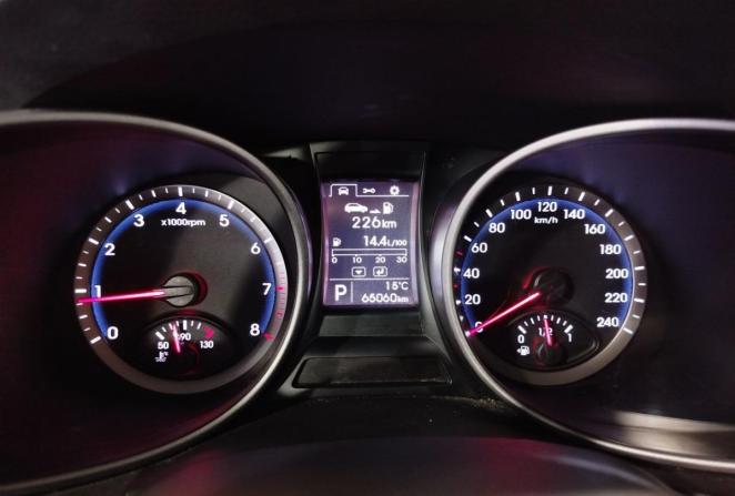 Hyundai Santa Fe III с пробегом 2014 года, цена 2 130 000 рублей, 65060 км, внедорожник, Автокод Объявления