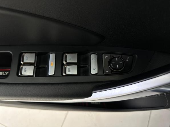 Geely Atlas Pro с пробегом 2022 года, цена 1 860 000 рублей, 75188 км, внедорожник, Автокод Объявления