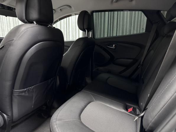 Hyundai ix35 I Рестайлинг с пробегом 2015 года, цена 1 590 000 рублей, 146031 км, внедорожник, Автокод Объявления