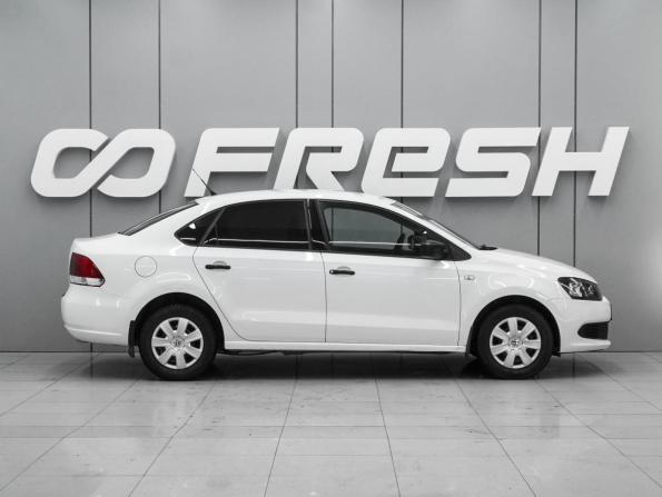 Volkswagen Polo V с пробегом 2013 года, цена 830 000 рублей, 107480 км, седан, Автокод Объявления