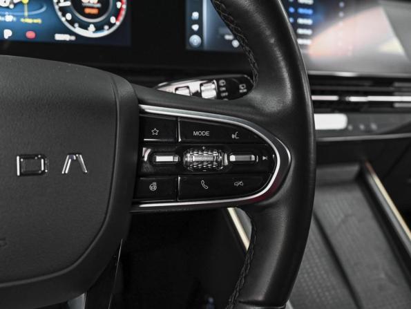 Omoda C5 I Рестайлинг с пробегом 2024 года, цена 1 599 000 рублей, 38072 км, внедорожник, Автокод Объявления