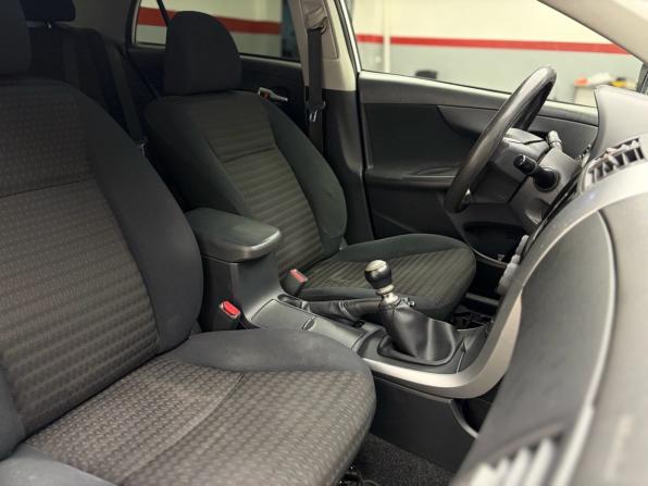 Toyota Corolla X (E140 E150) Рестайлинг с пробегом 2011 года, цена 889 000 рублей, 179390 км, седан, Автокод Объявления