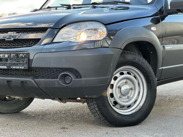 Chevrolet Niva I Рестайлинг с пробегом 2018 года, цена 785 000 рублей, 83187 км, внедорожник, Автокод Объявления