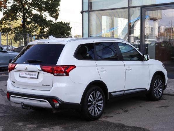 Mitsubishi Outlander III Рестайлинг 3 с пробегом 2019 года, цена 1 919 000 рублей, 142500 км, внедорожник, Автокод Объявления