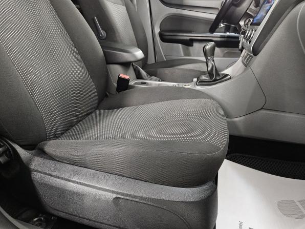 Ford Focus II Рестайлинг с пробегом 2011 года, цена 460 000 рублей, 321000 км, хэтчбек, Автокод Объявления