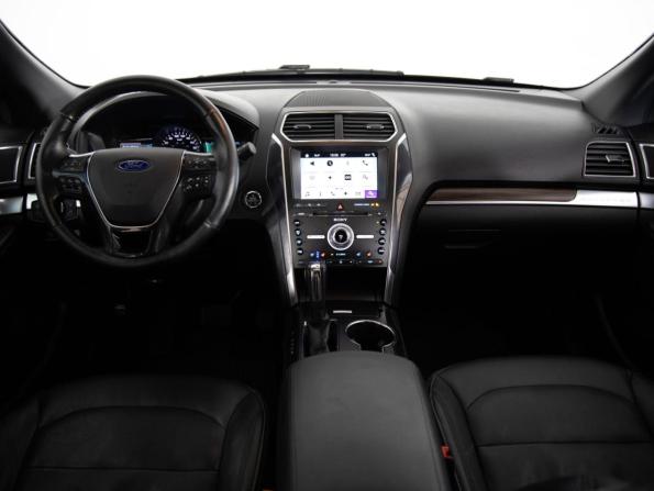 Ford Explorer V Рестайлинг с пробегом 2017 года, цена 2 499 000 рублей, 211900 км, внедорожник, Автокод Объявления