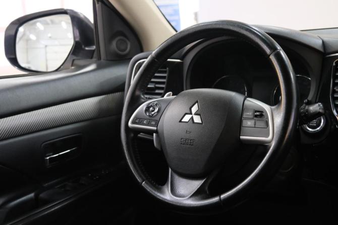 Mitsubishi Outlander III с пробегом 2012 года, цена 1 549 000 рублей, 253000 км, внедорожник, Автокод Объявления