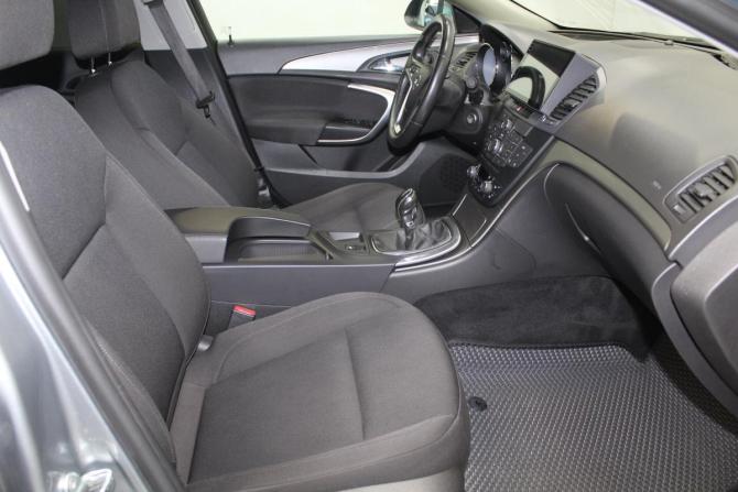 Opel Insignia I с пробегом 2013 года, цена 849 000 рублей, 204742 км, хэтчбек, Автокод Объявления