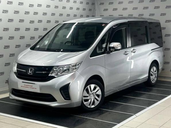 Honda Stepwgn V с пробегом 2016 года, цена 1 515 000 рублей, 181000 км, минивэн, Автокод Объявления