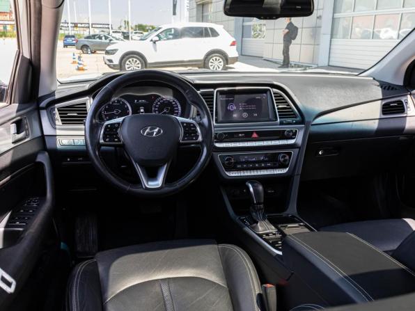 Hyundai Sonata VII (LF) Рестайлинг с пробегом 2017 года, цена 1 830 000 рублей, 150394 км, седан, Автокод Объявления