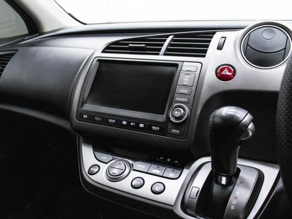Honda Stream II Рестайлинг с пробегом 2009 года, цена 1 150 000 рублей, 160698 км, минивэн, Автокод Объявления