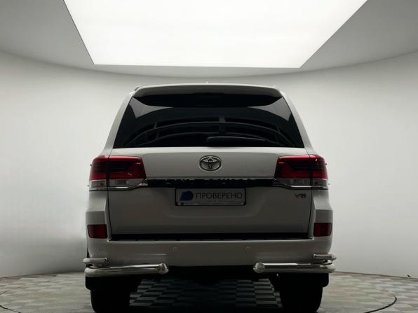 Toyota Land Cruiser 200 Series Рестайлинг 2 с пробегом 2015 года, цена 5 690 000 рублей, 130062 км, внедорожник, Автокод Объявления