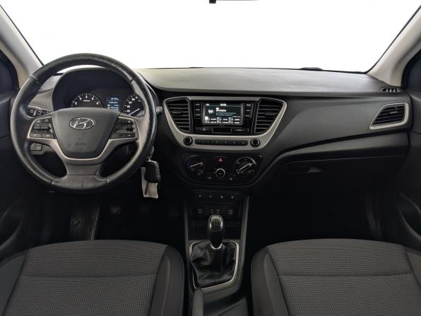 Hyundai Solaris II с пробегом 2017 года, цена 1 150 000 рублей, 110581 км, седан, Автокод Объявления