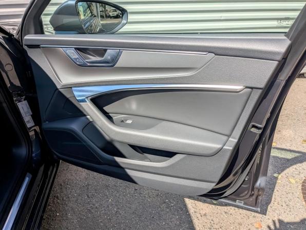 Audi A6 V (C8) с пробегом 2022 года, цена 4 699 000 рублей, 67124 км, седан, Автокод Объявления