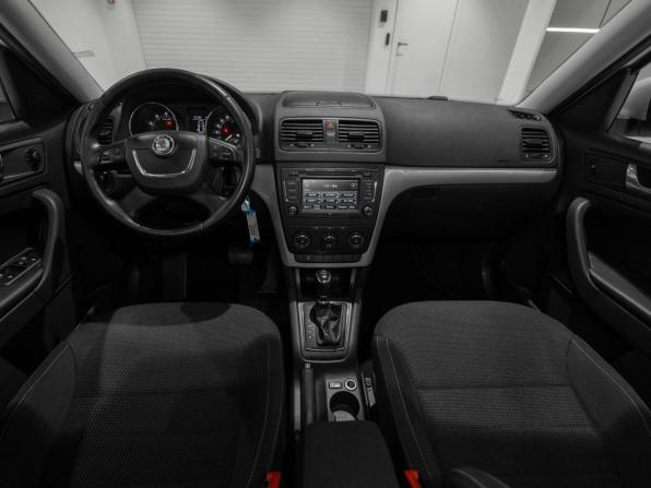 Skoda Yeti I с пробегом 2013 года, цена 795 000 рублей, 314617 км, внедорожник, Автокод Объявления