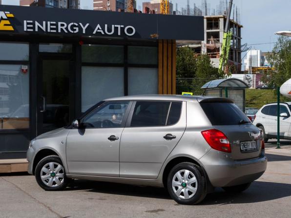 Skoda Fabia II Рестайлинг с пробегом 2010 года, цена 599 000 рублей, 62650 км, хэтчбек, Автокод Объявления