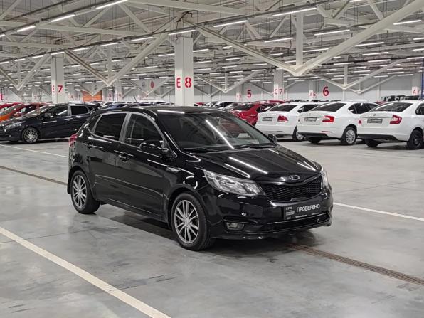 Kia Rio III Рестайлинг с пробегом 2016 года, цена 1 069 999 рублей, 118415 км, хэтчбек, Автокод Объявления