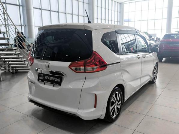 Honda Freed II с пробегом 2019 года, цена 1 450 000 рублей, 217061 км, компактвэн, Автокод Объявления