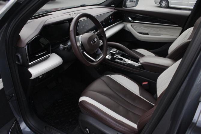 Geely Monjaro I с пробегом 2023 года, цена 2 990 000 рублей, 88991 км, внедорожник, Автокод Объявления