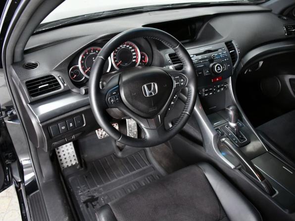 Honda Accord VIII Рестайлинг с пробегом 2011 года, цена 1 495 000 рублей, 214534 км, седан, Автокод Объявления