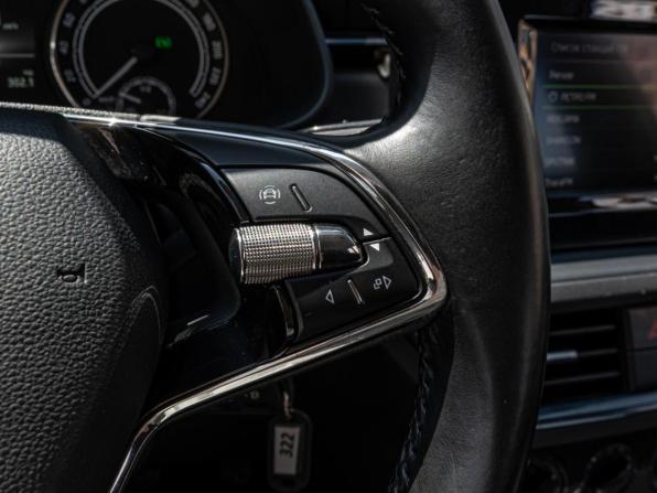 Skoda Rapid II с пробегом 2020 года, цена 1 560 000 рублей, 138075 км, лифтбек, Автокод Объявления