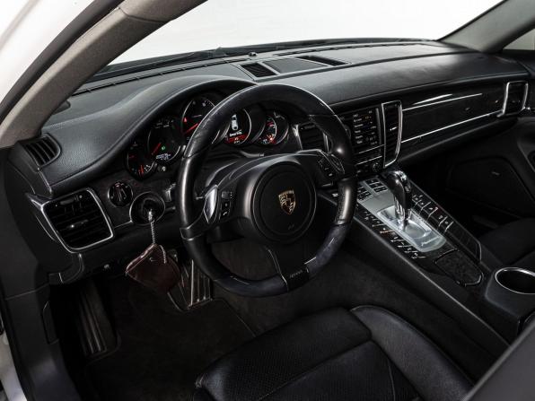Porsche Panamera I с пробегом 2012 года, цена 2 559 000 рублей, 200074 км, лифтбек, Автокод Объявления